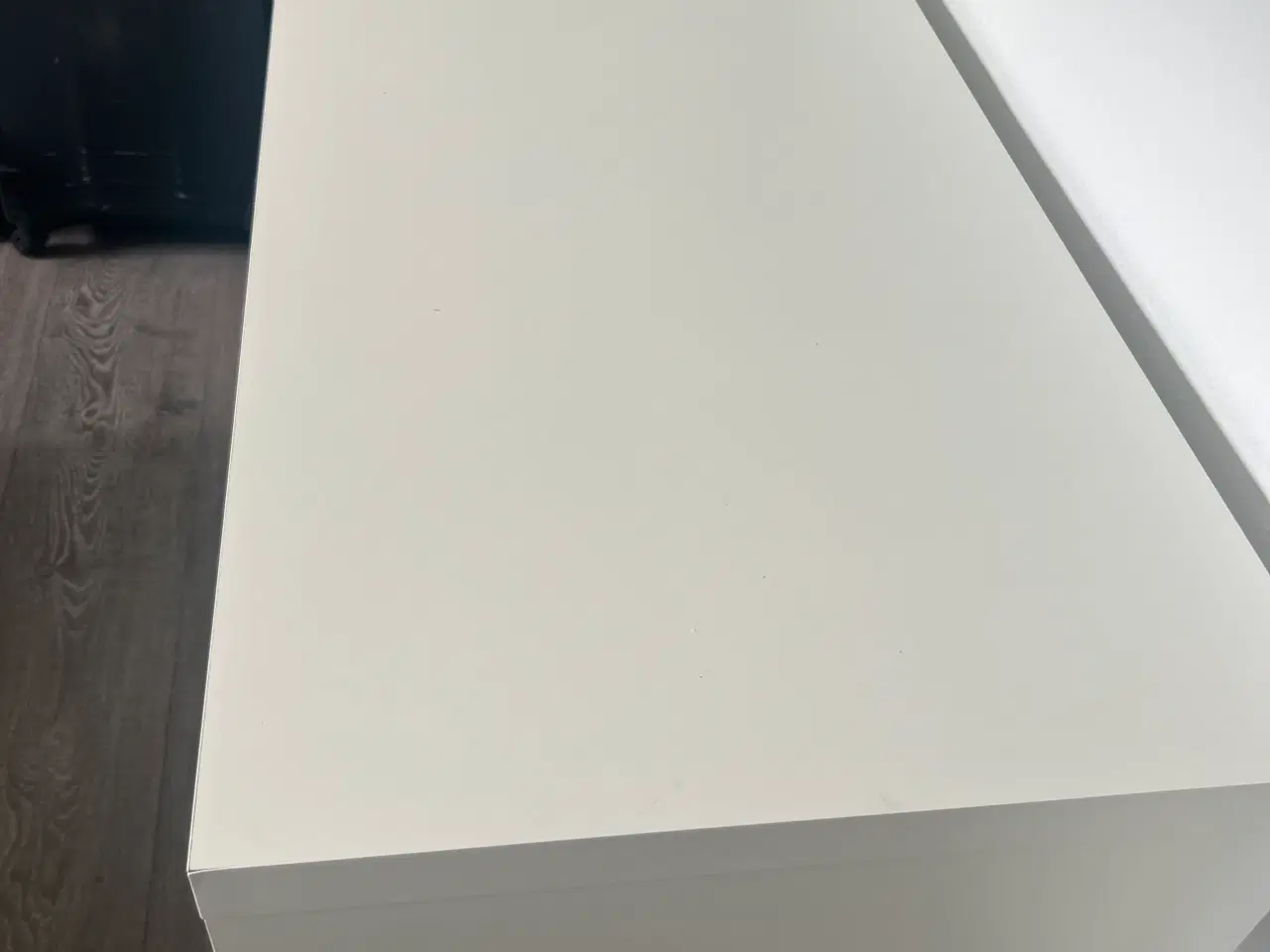Billede 5 - Hvidt flot skrivebord 