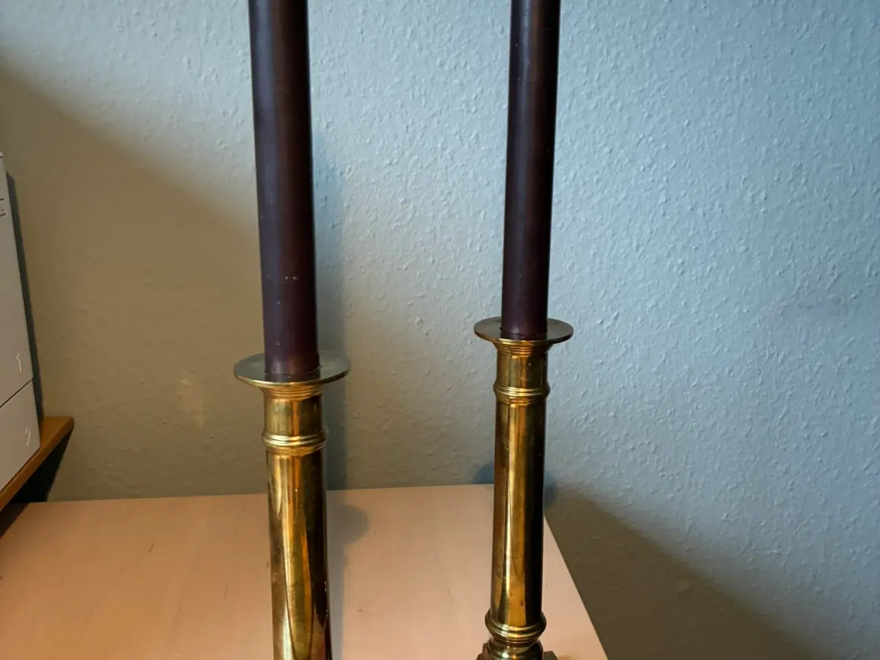 Billede 1 - To ens Ålbæk-messingstager