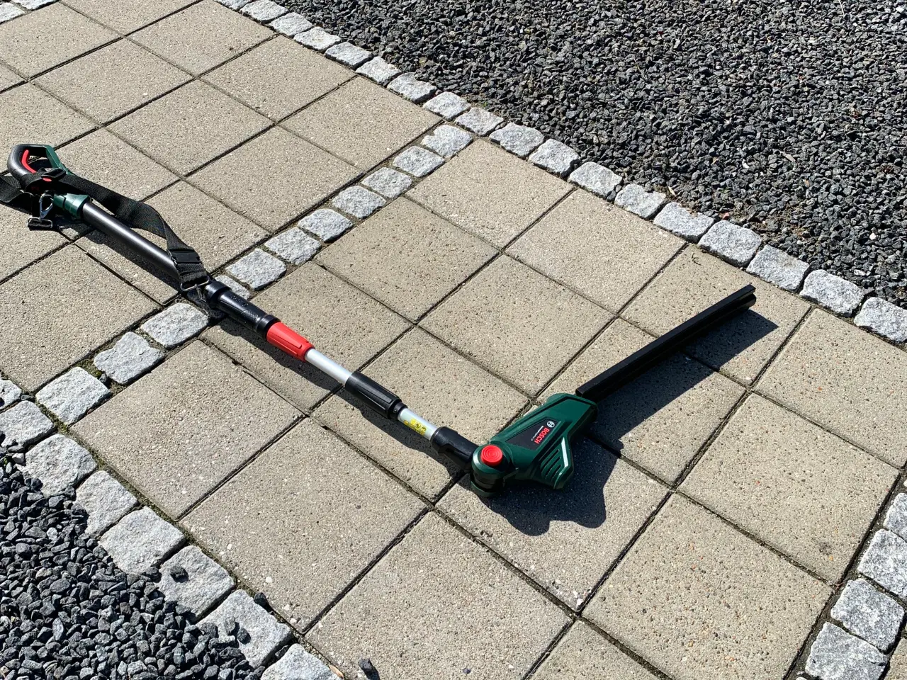 Billede 2 - Teleskope hækkeklipper fra Bosch 18