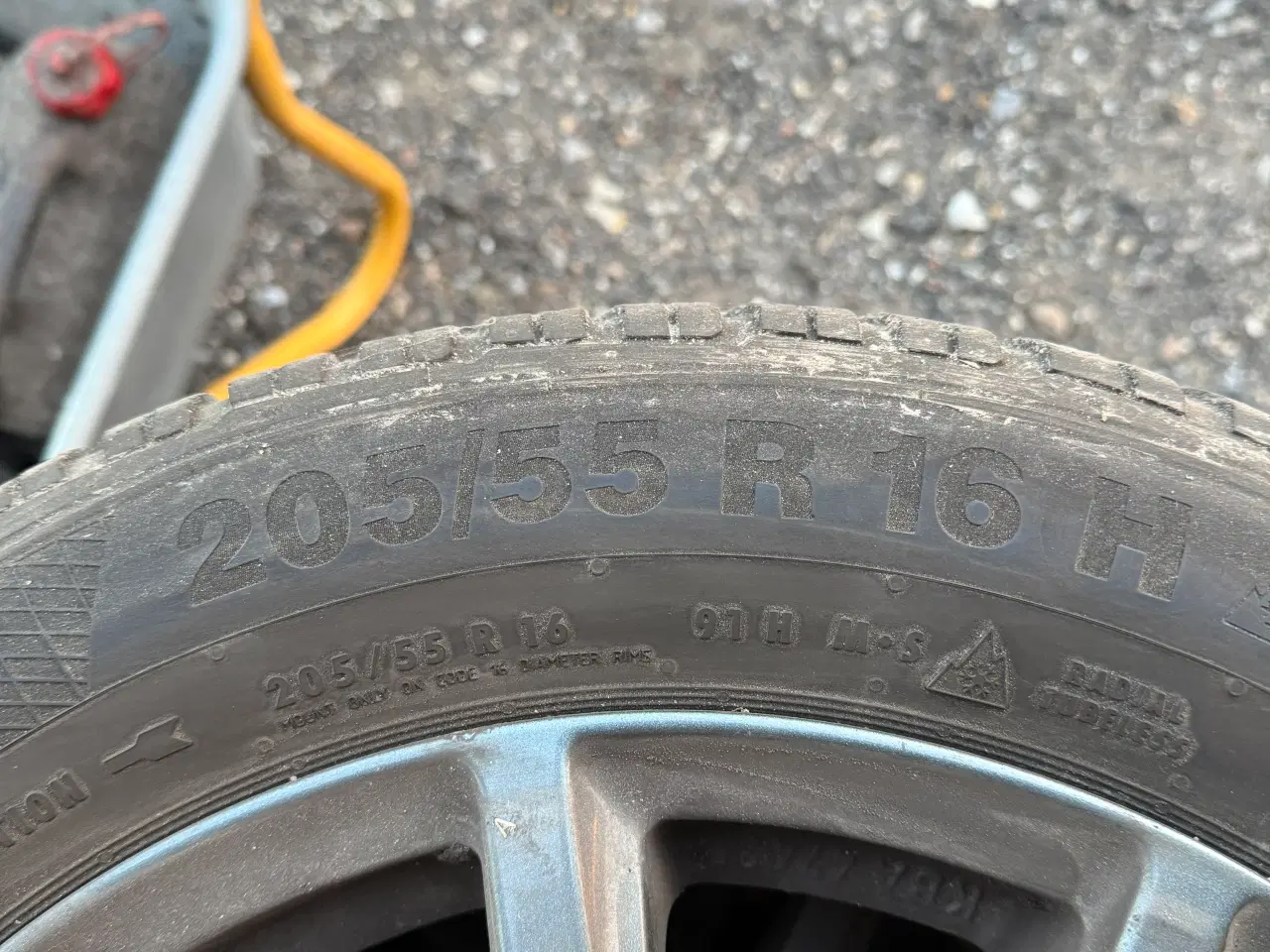 Billede 1 - Fælge med gode vinterdæk. 