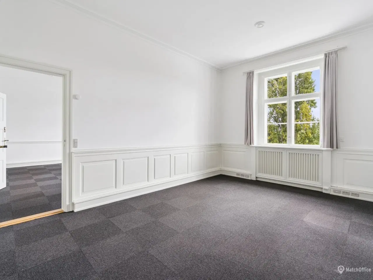 Billede 5 - Herskabeligt kontor med panorama udsigt