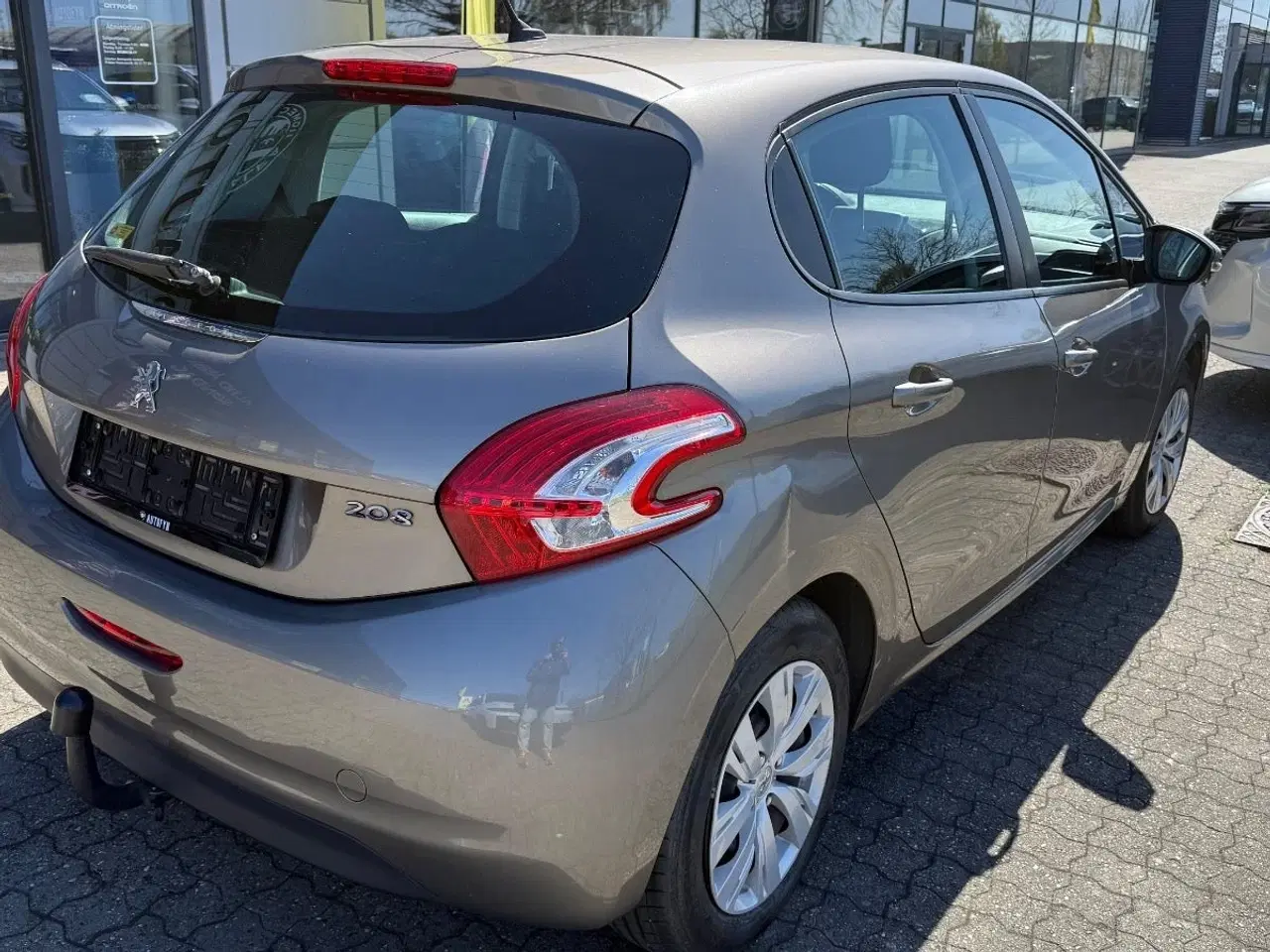 Billede 8 - Peugeot 208 1,2 VTi 82 Active Navigator