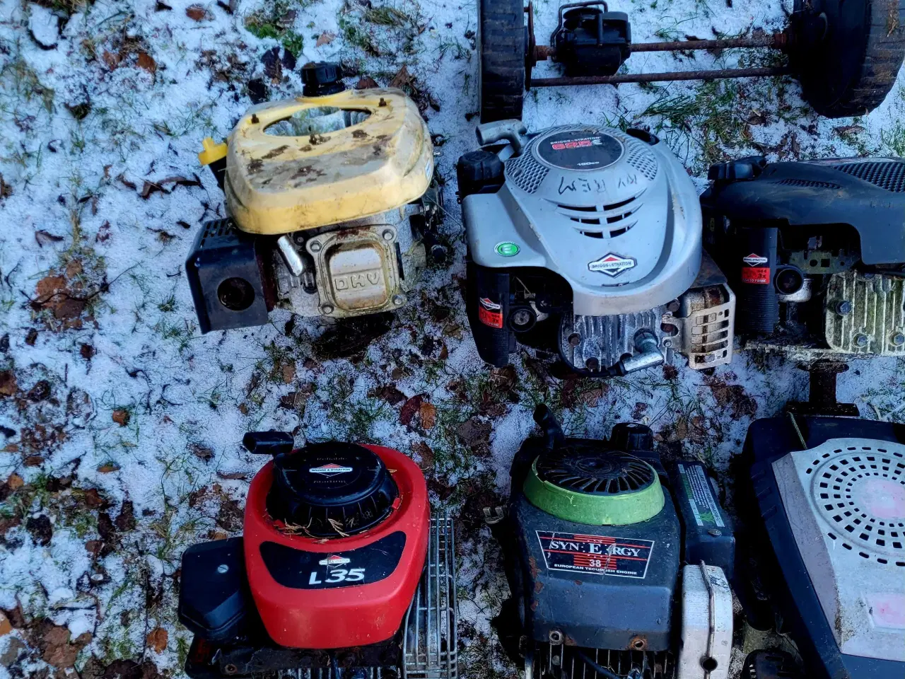 Billede 2 - 10 defekte plæneklipper motor 