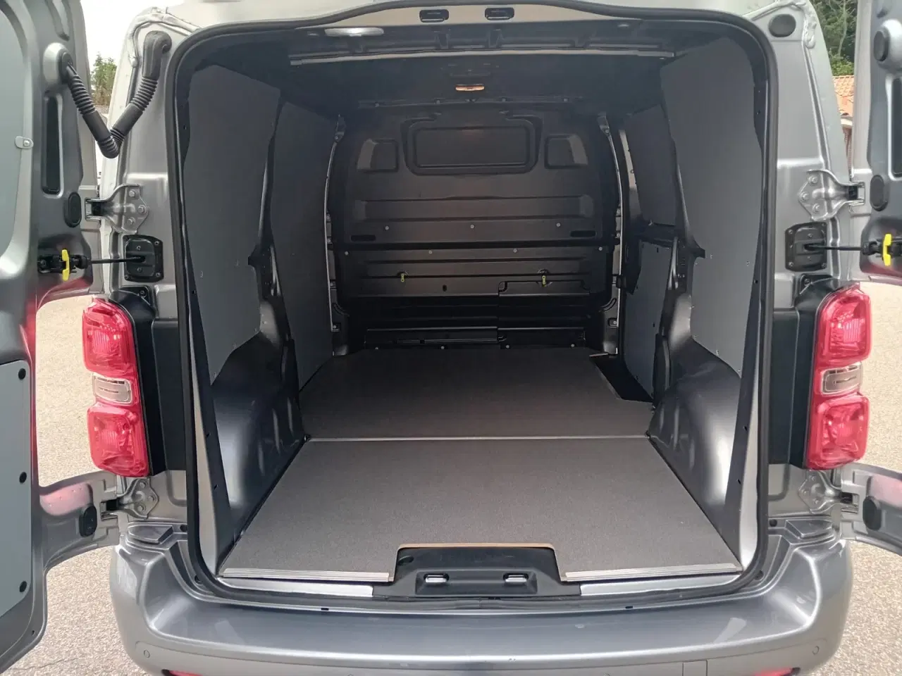 Billede 14 - Peugeot Expert 2,0 BlueHDi 177 L2 Ultimate EAT8 Van