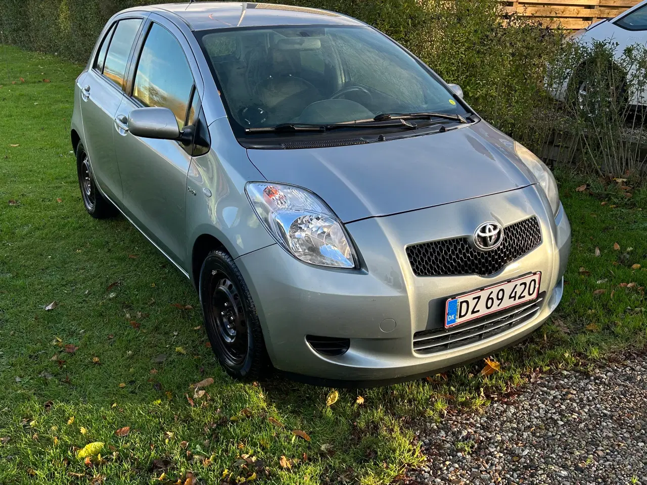 Billede 1 - Toyota Yaris benzin