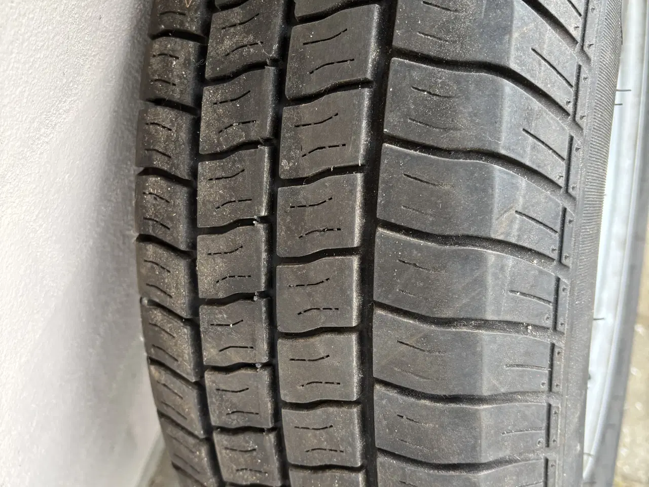 Billede 5 - Campingvogn stålfælge med dæk