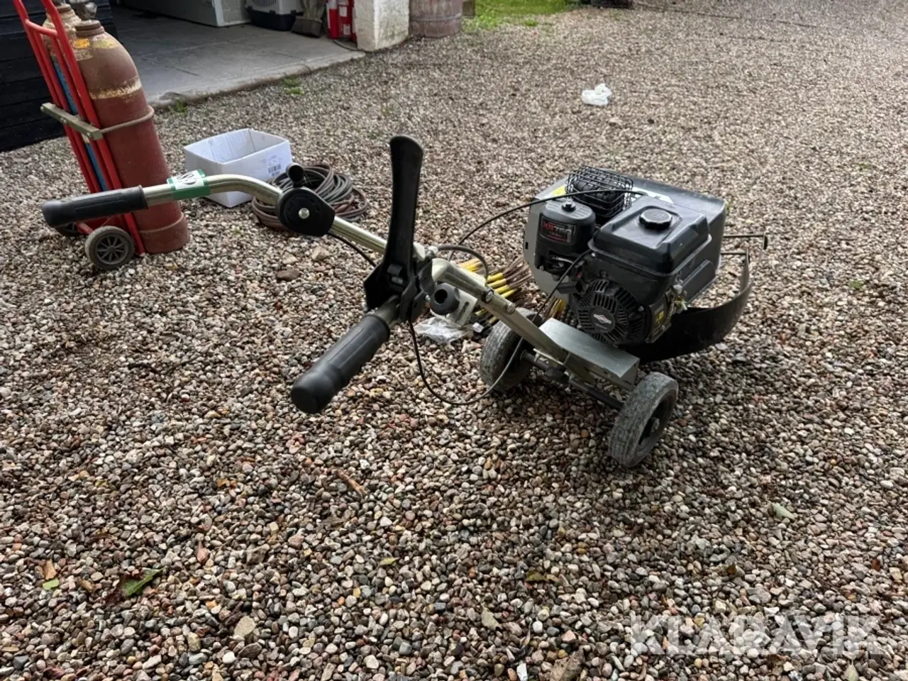 Billede 4 - Ukrudtsbørste Kwern Greenbuster Pro 3