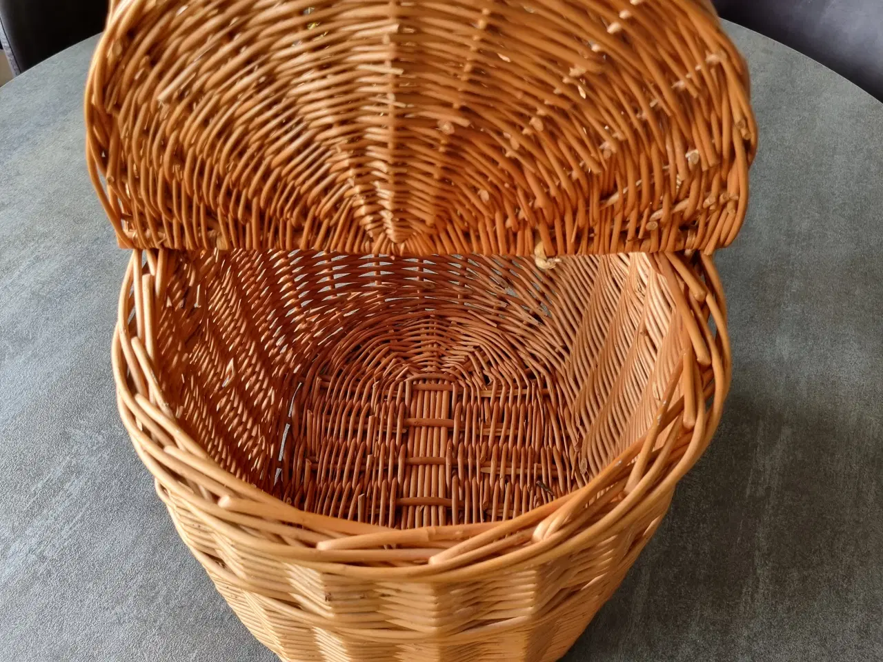 Billede 5 - Picnic kurv med låg