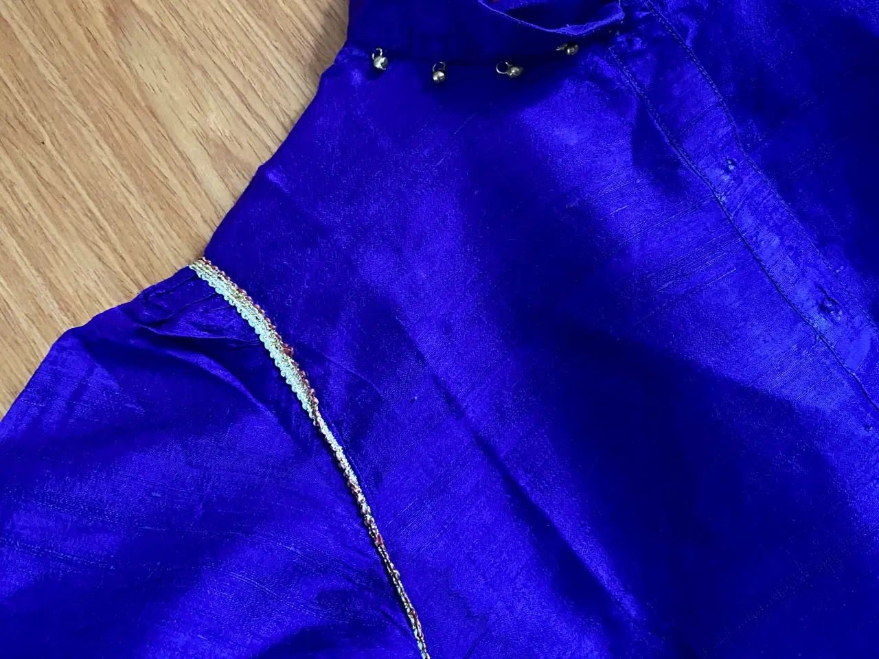Billede 11 - Kjoler i silke og brokade silke i One size