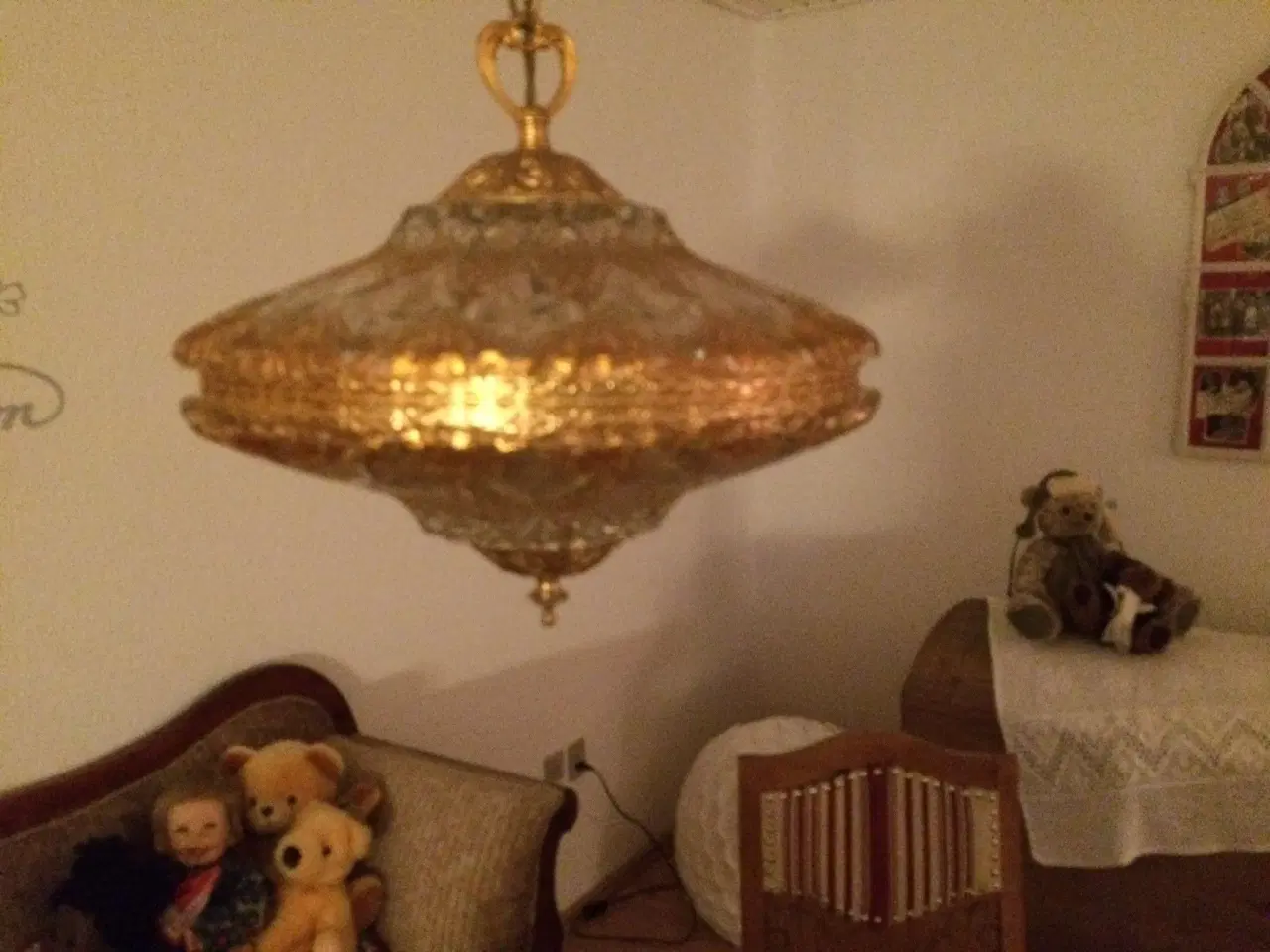 Billede 5 - Krystallampe med guldstaffering