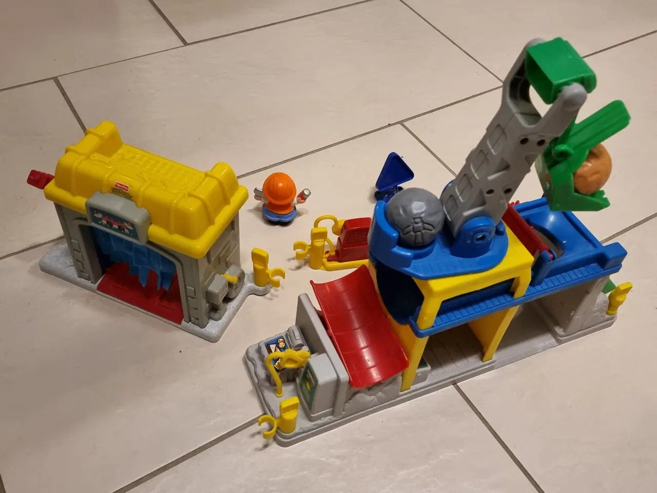 Billede 1 - Fisher-Price Vaskehal og stenbrud