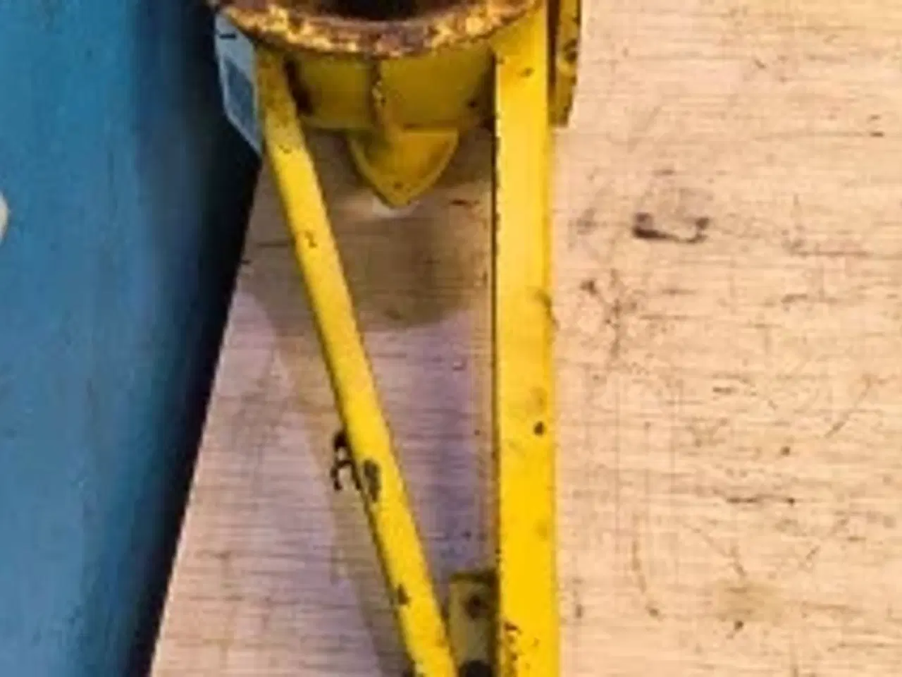 Billede 4 - New Holland 1550S Tømmerør Hus 80350390