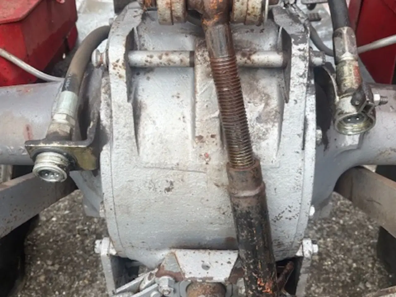 Billede 7 - Massey Ferguson 135 3 CYLINDRET, 6100 TIMER