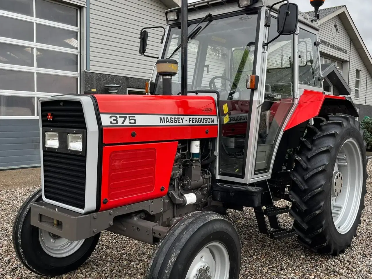 Billede 7 - Massey Ferguson 375 DEN ER SOM NY! Hi-Line model med fyldt servicebog og time garanti på.