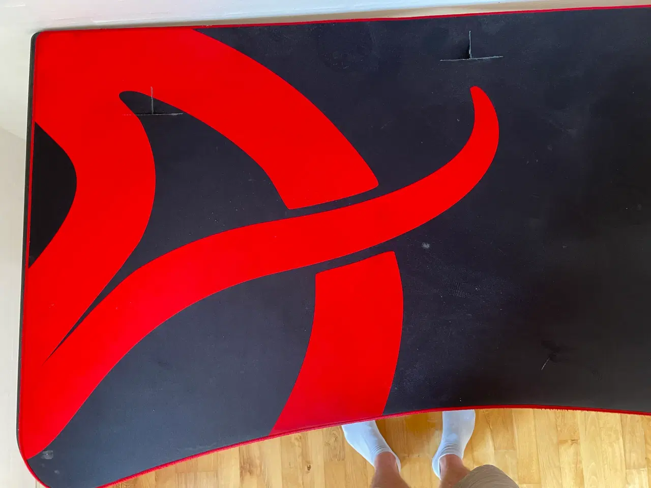 Billede 5 -  Gaming skrivebord fra Arozzi