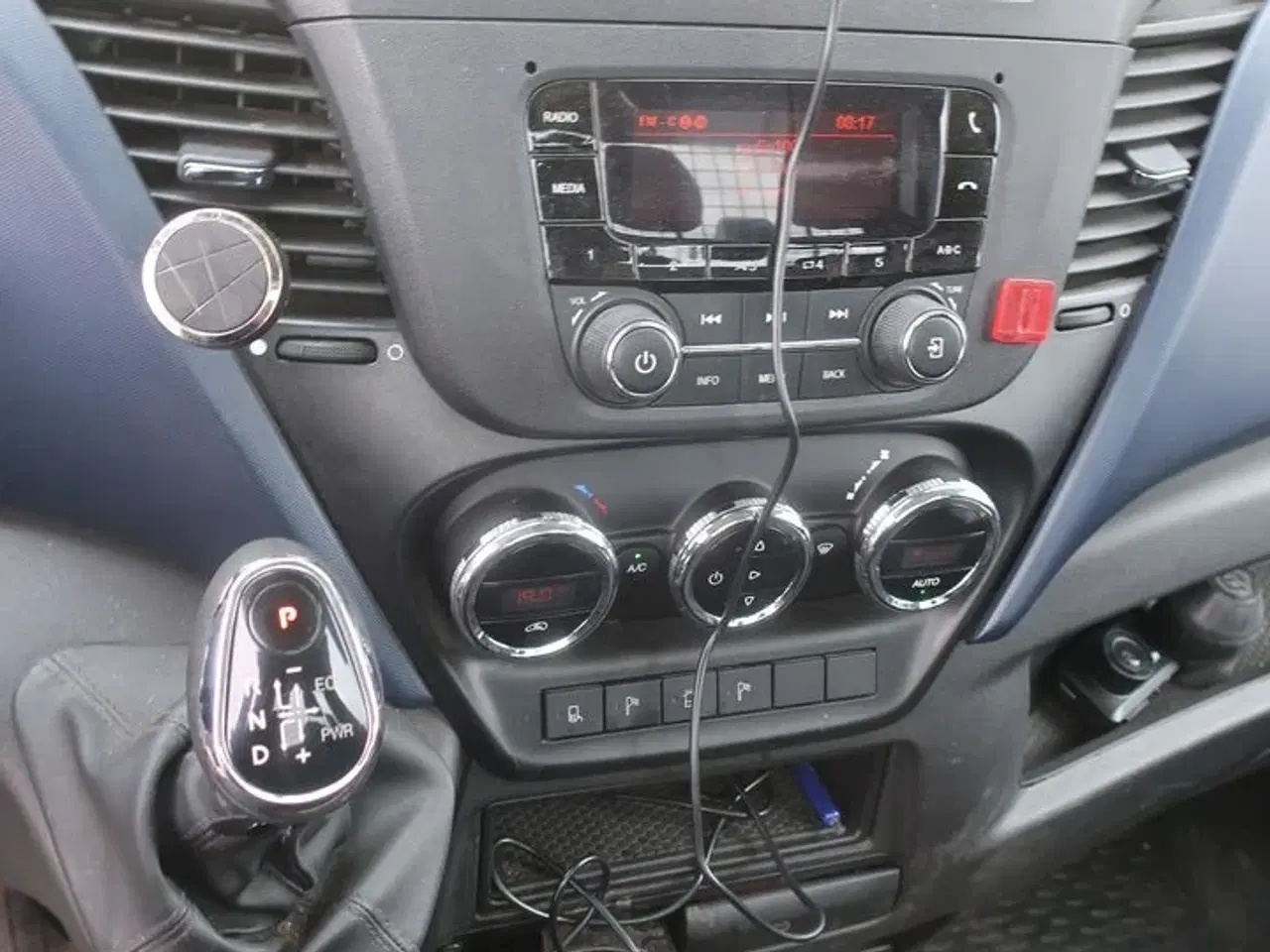 Billede 13 - Varebil IVECO 35s18 3,0 WB4100 Aut.