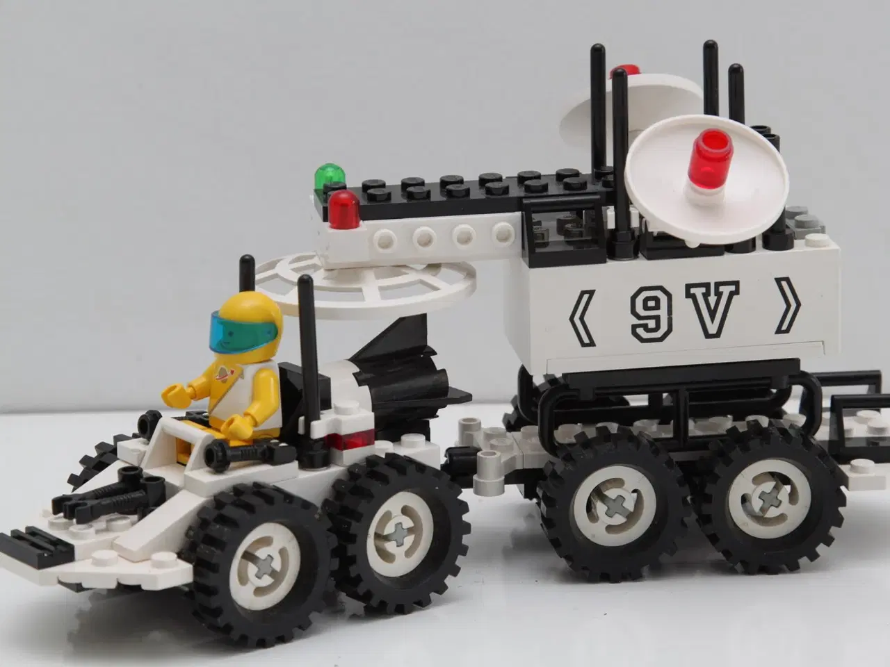 Billede 1 - LEGO SPACE 6770 Lunar Transporter Patroller