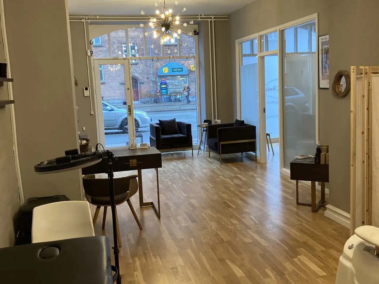 Billede 1 - 3 Måneders husleje fri  -  120/240KVM  Kontor/butik/klinik mv.