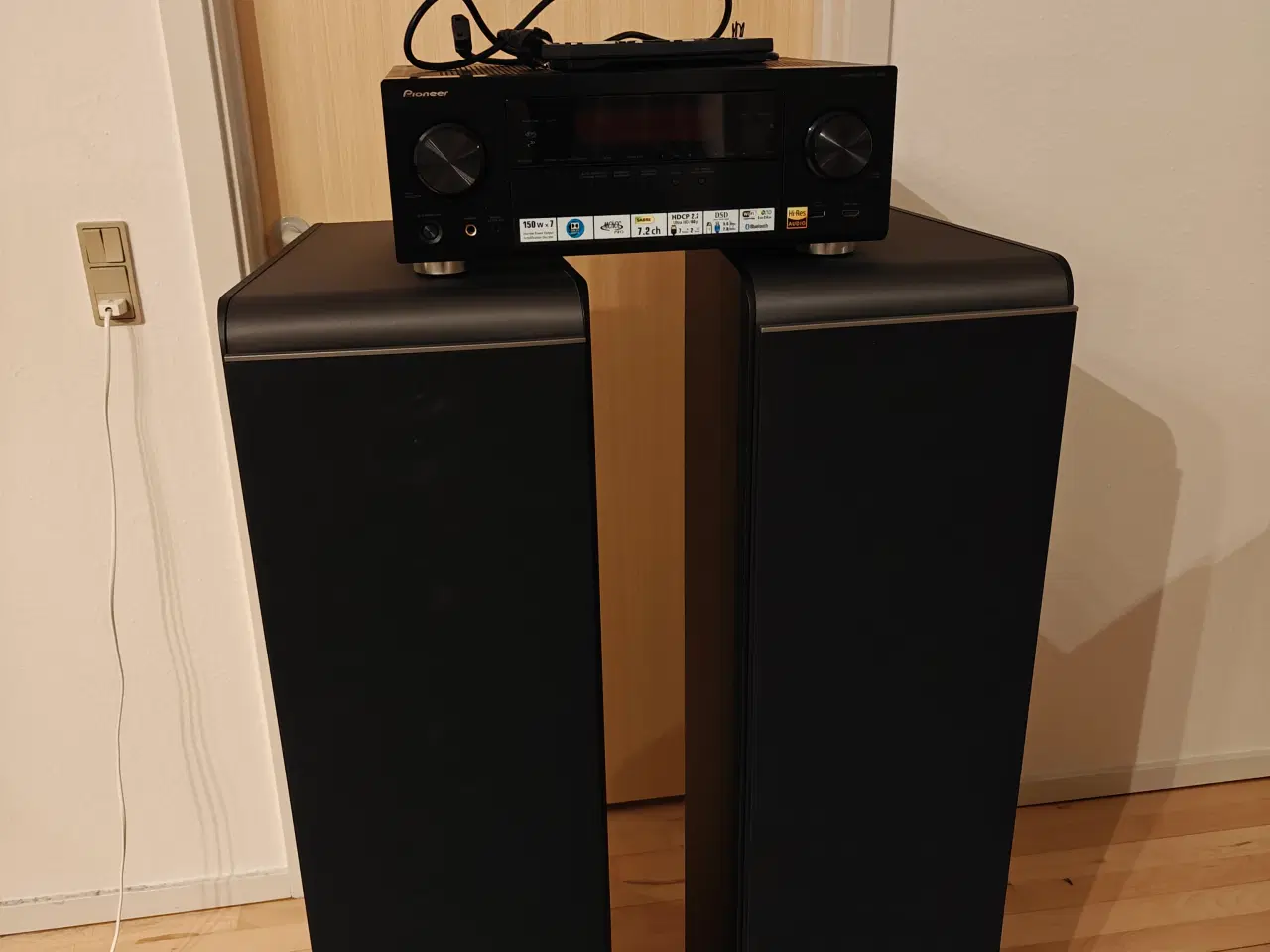 Billede 8 - JBL ES 100 gulvhøjtaler sæt + Pioneer AV Reciever