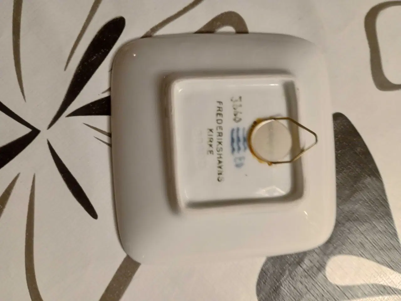 Billede 2 - Royal Copenhagen askebæger fr havn kirke.