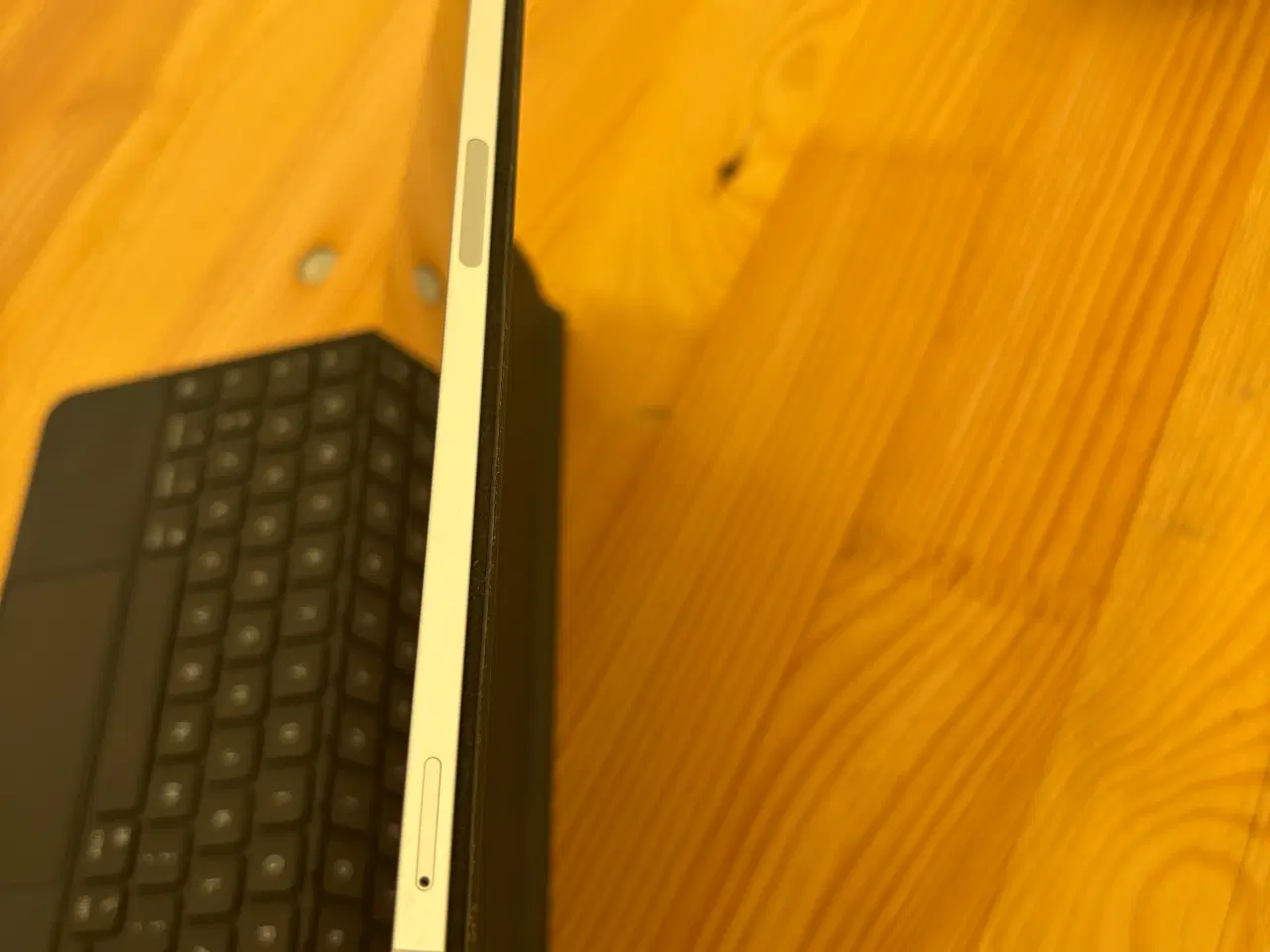 Billede 5 - iPad Pro 11", 256gb, SIM kort OG Magic keyboard