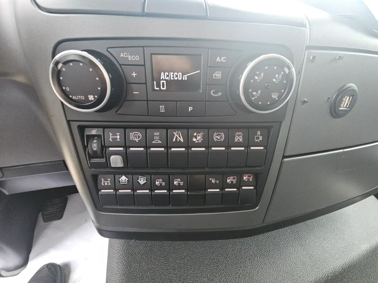 Billede 31 - MAN TGL 10.220, Tip-kran