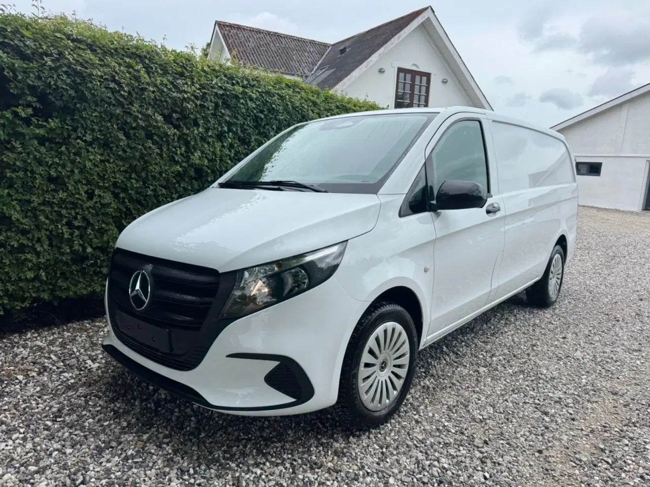 Billede 2 - Mercedes Vito 114 2,0 CDi A2 Kassevogn PRO aut. RWD