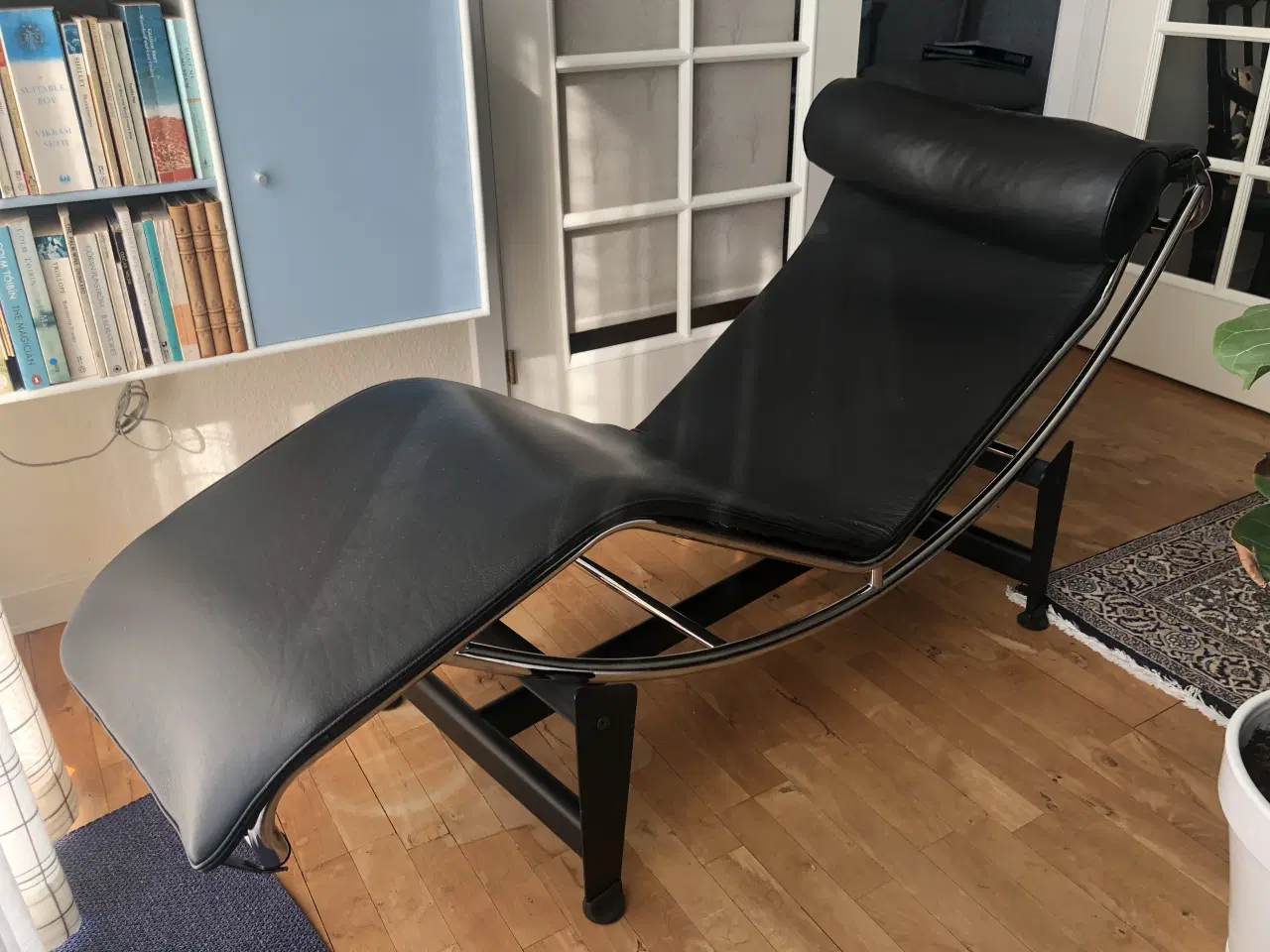 Billede 2 - Chaiselongue Corbusier (kopi)