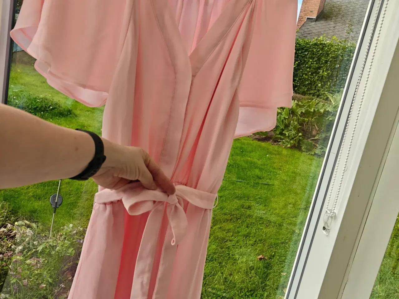 Billede 3 - Smuk lyserød kjole str XS