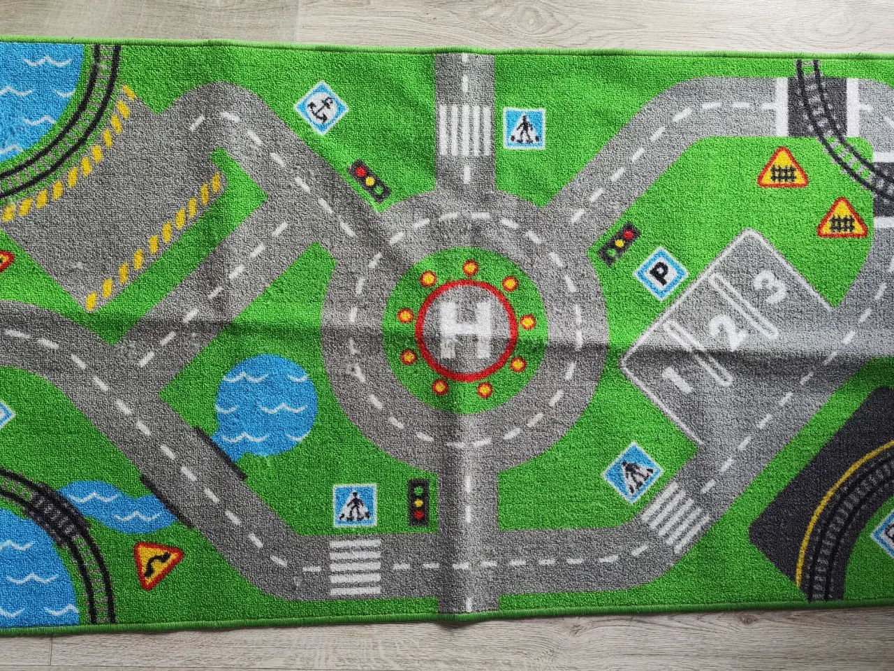 Billede 1 - Tæppe bil 76 x 135 cm