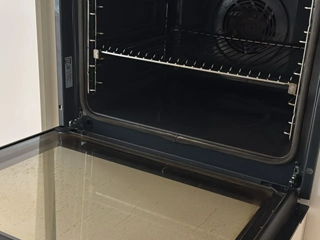 Billede 2 - Fin ovn med dampfuktion i pizza program