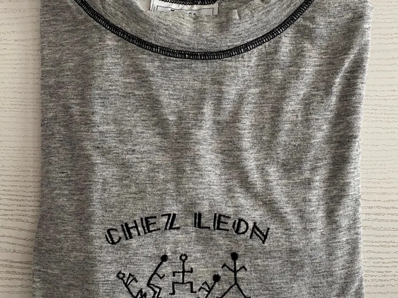 Billede 2 - T-shirt, Chez Leon
