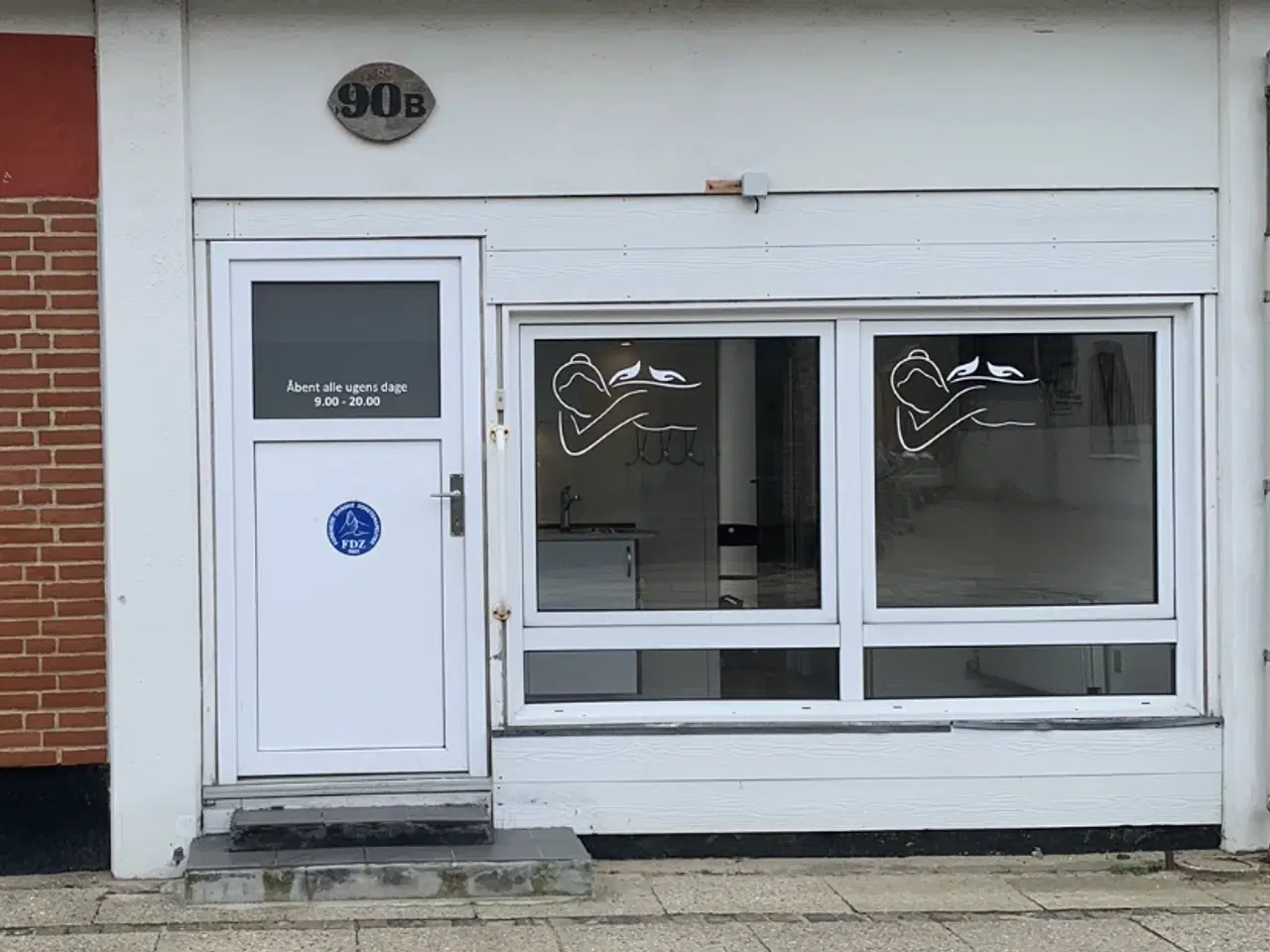 Billede 4 - Klinik / massage / tattoo /butik 