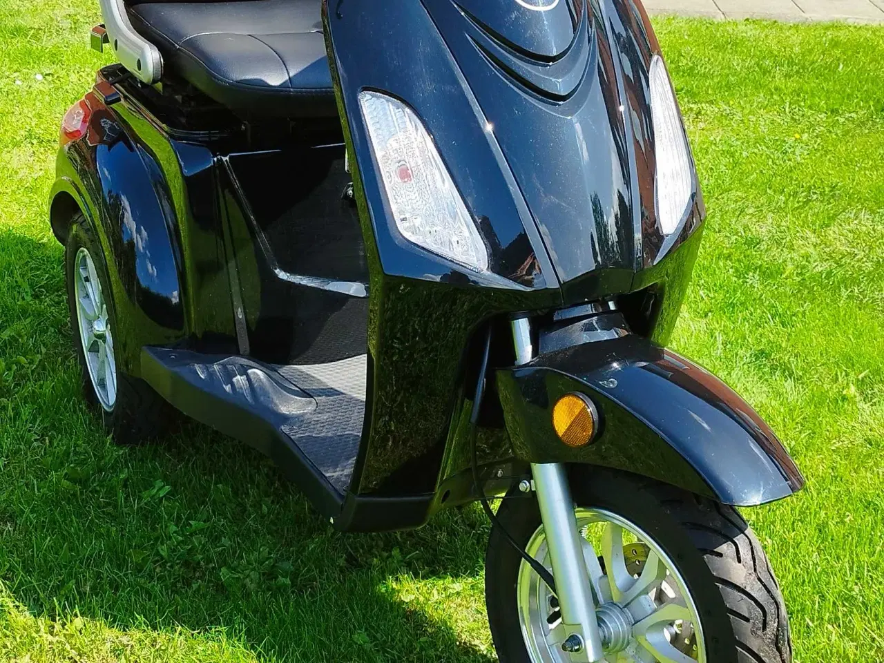 Billede 3 - VGA SCOOTER Tres 3 hjulet 