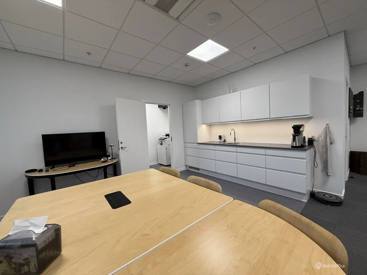 Billede 8 - Flot og helt morderne kontor-lejemål med en god beliggenhed tæt på offentlig transport i Birkerød.