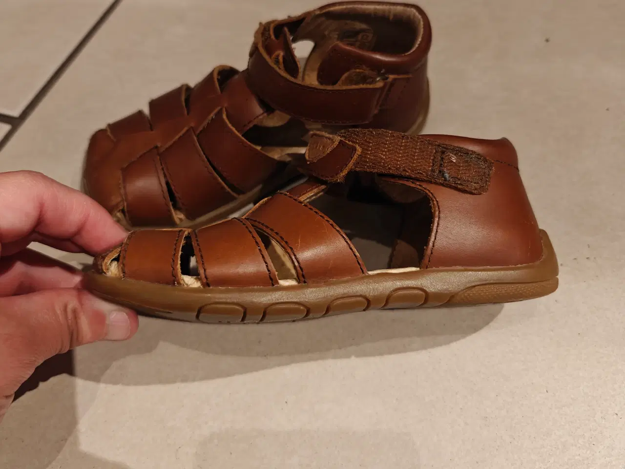 Billede 3 - Cognac brune sandaler i flet 