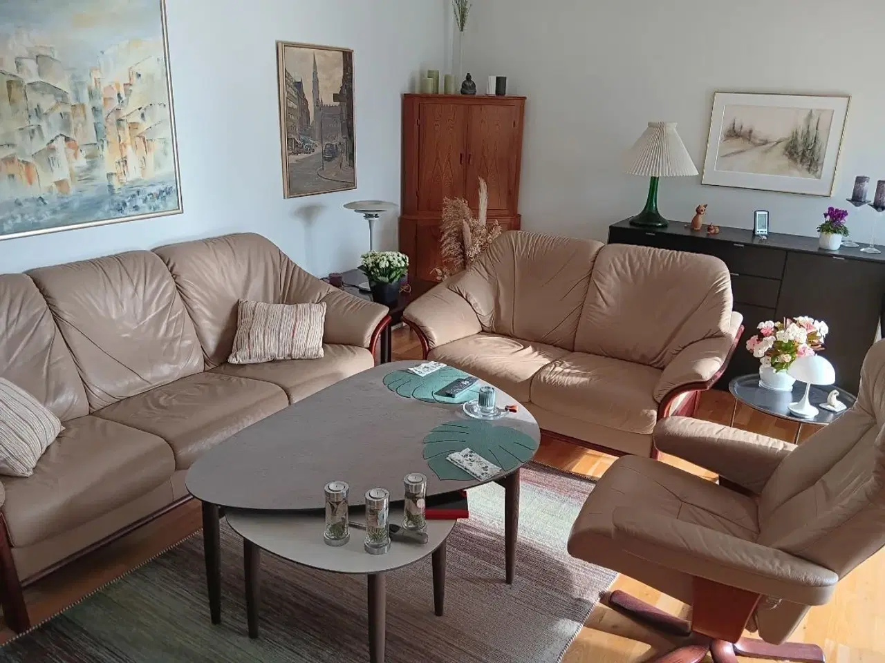 Billede 1 - Flot velholt 3+2 personers sofa.