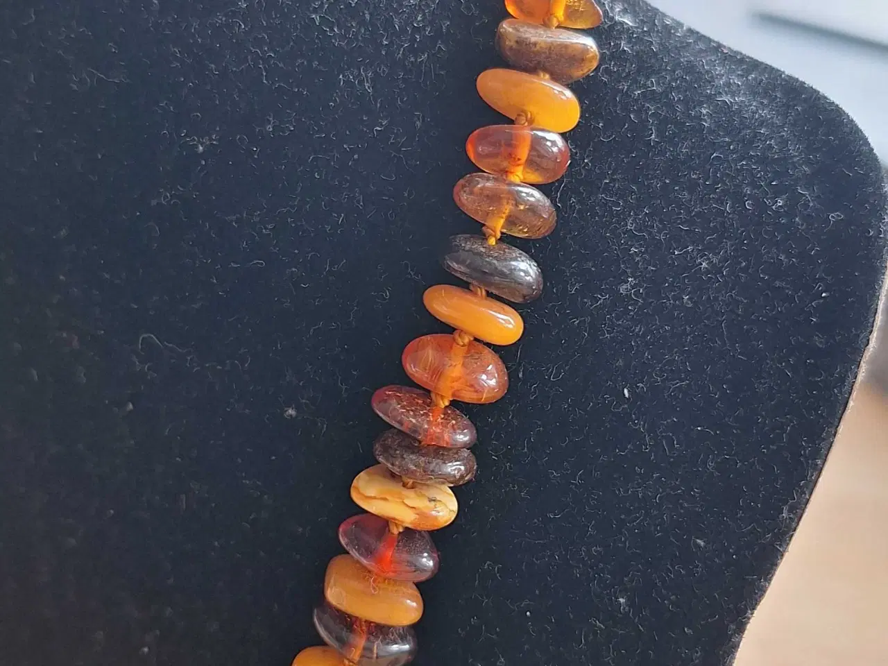 Billede 3 - Poleret ravhalskæde