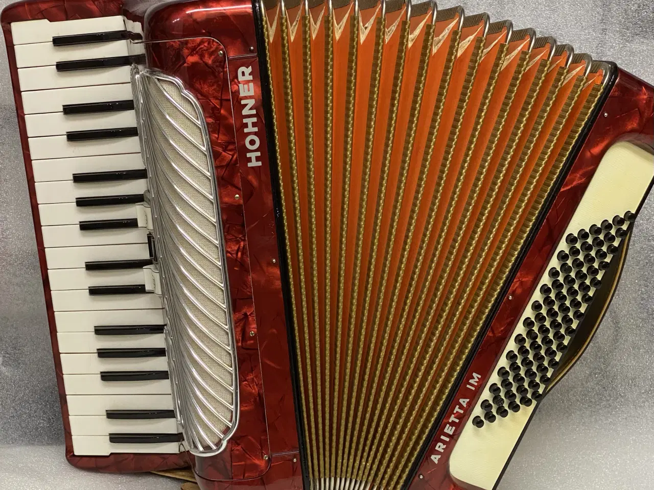 Billede 13 - Hohner Arietta IM , let og velspillende! Kun 6 kg