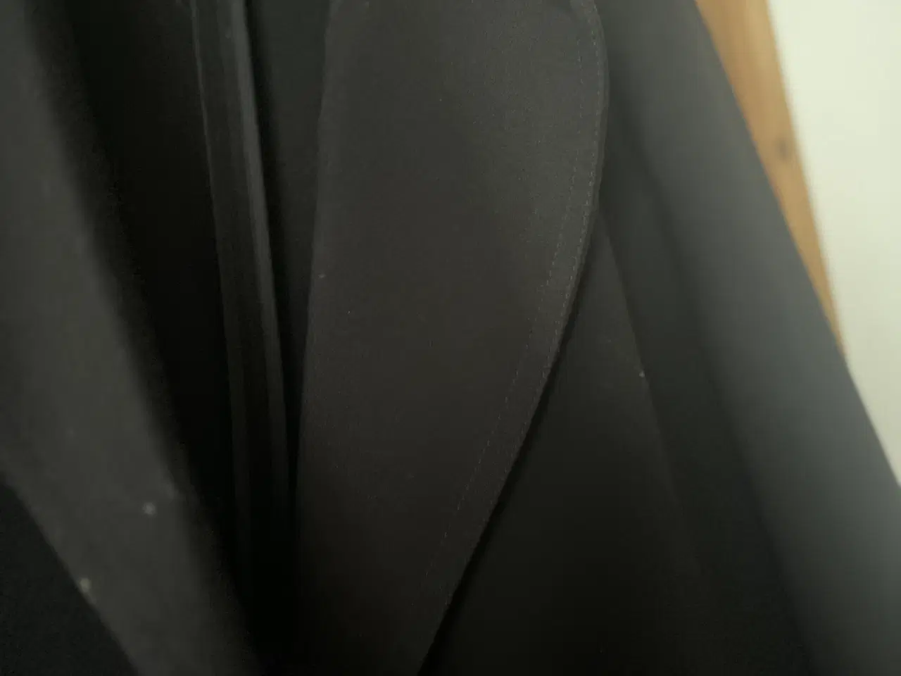 Billede 3 - Flot sort frakke