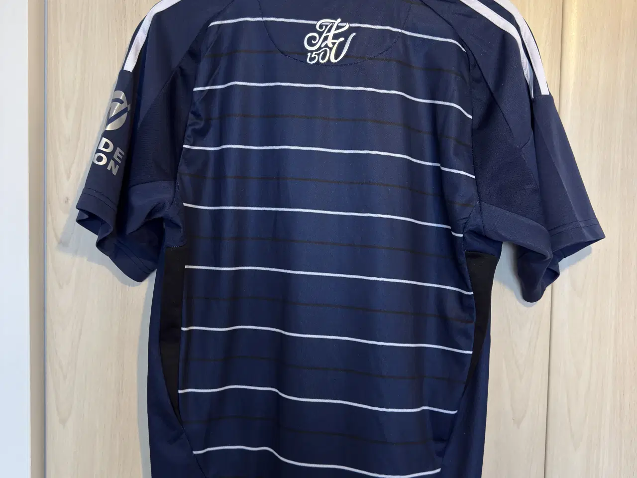 Billede 2 - Aston Villa Adidas Spillertrøje