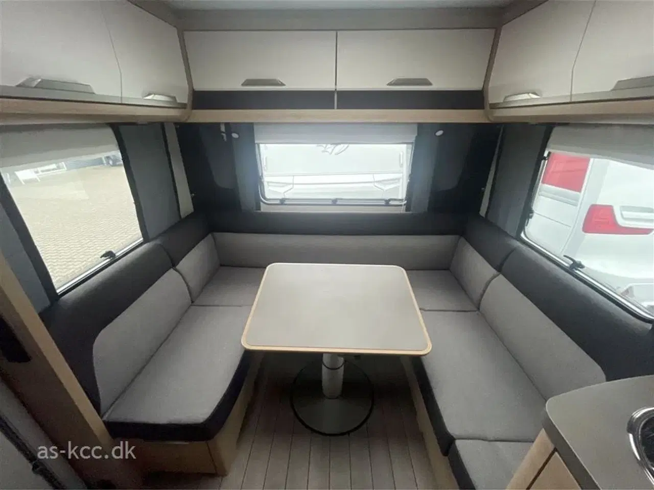 Billede 3 - 2026 - Knaus Südwind Black Selection 450 FU