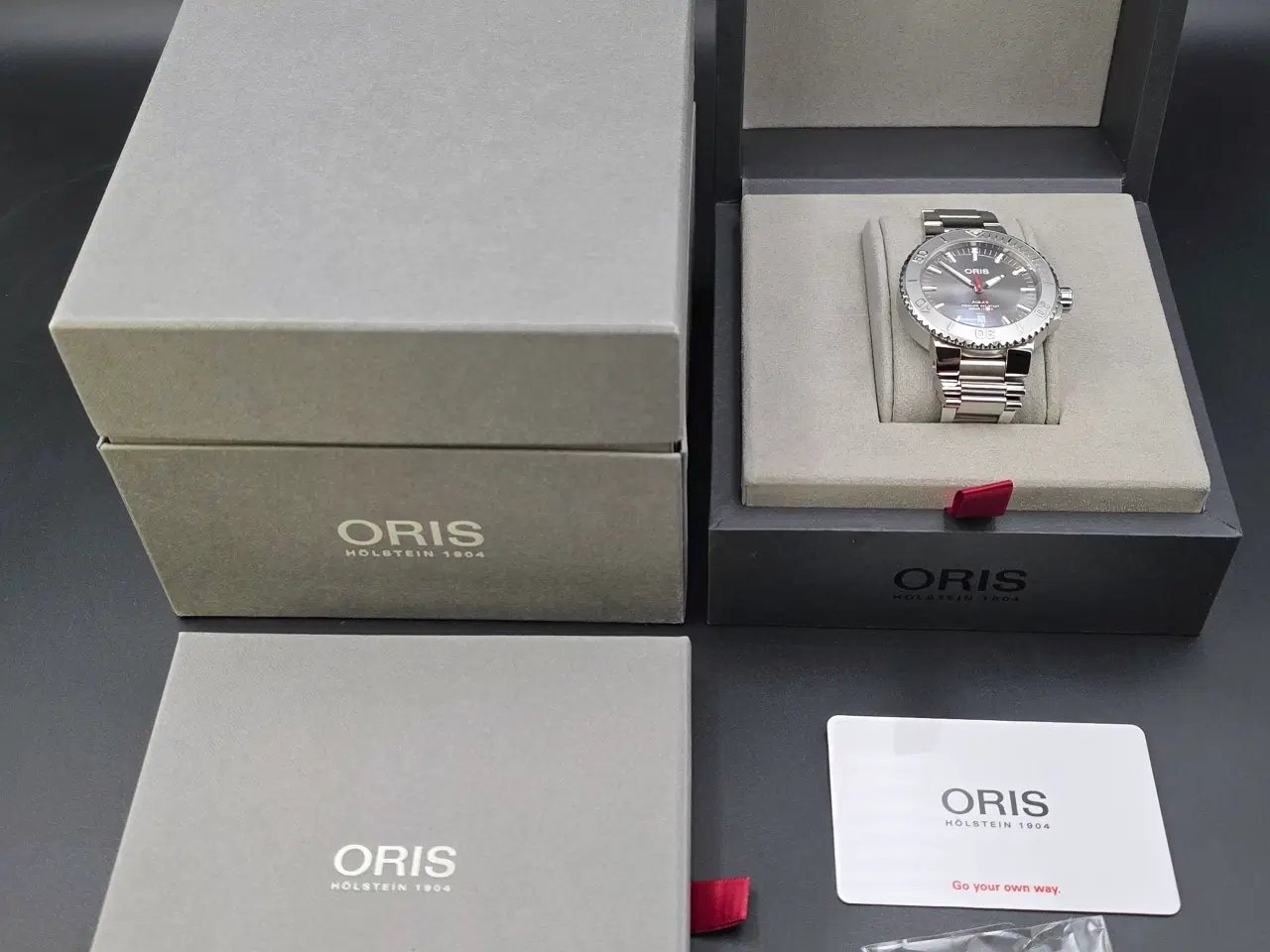 Billede 5 - ORIS Aquis Relief. 2024. Fortsat fabriksgaranti.