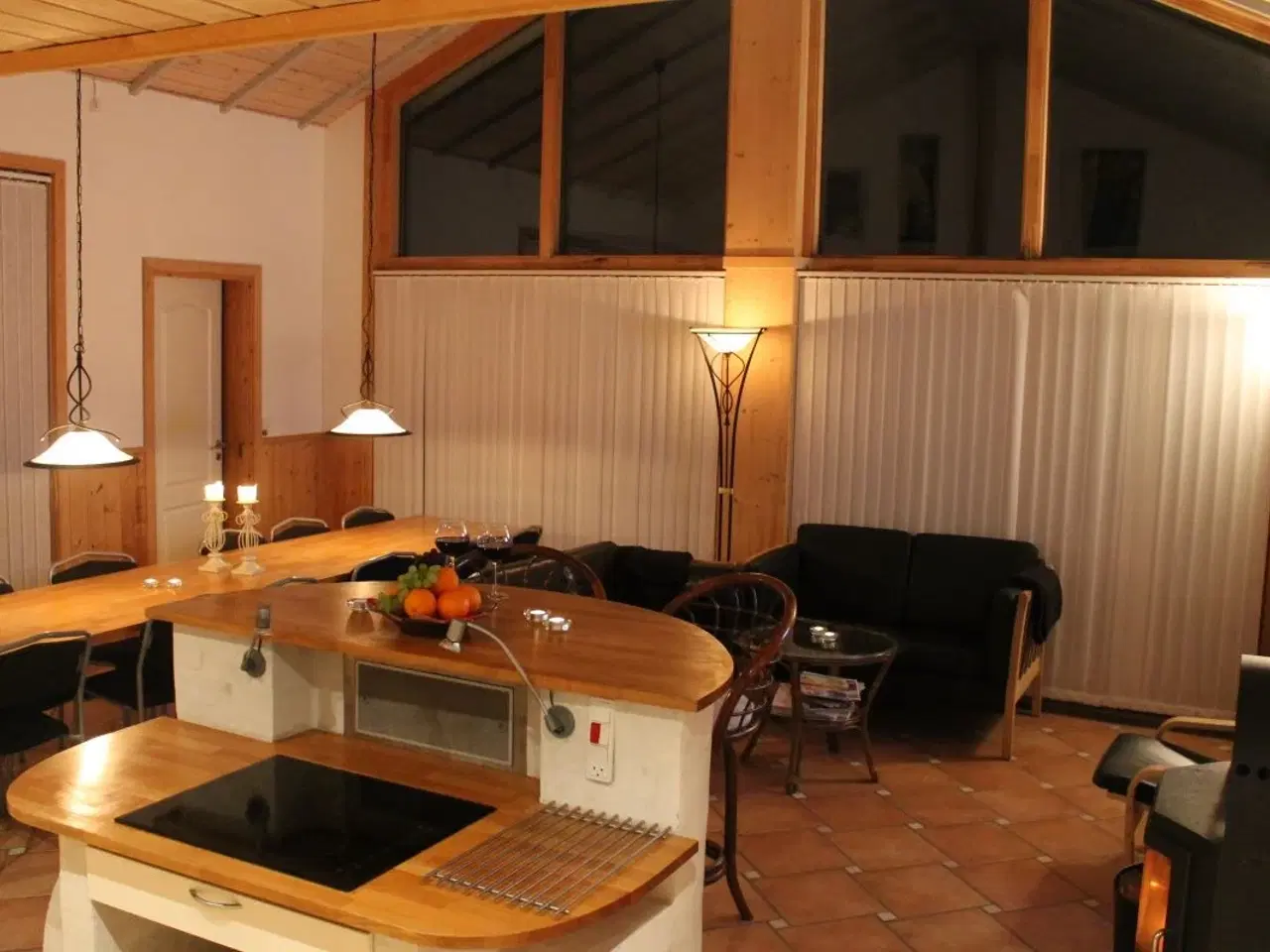 Billede 2 - Stort hus og g�stehus 20 personer