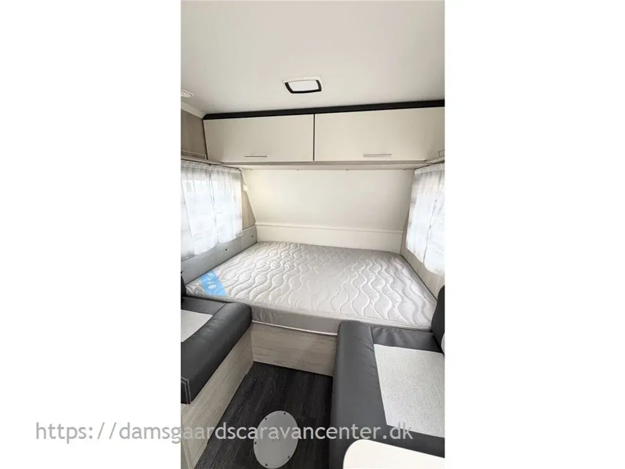 Billede 12 - 2021 - Caravelair ALBA 350   Dobbeltseng-Lille let rejsevogn