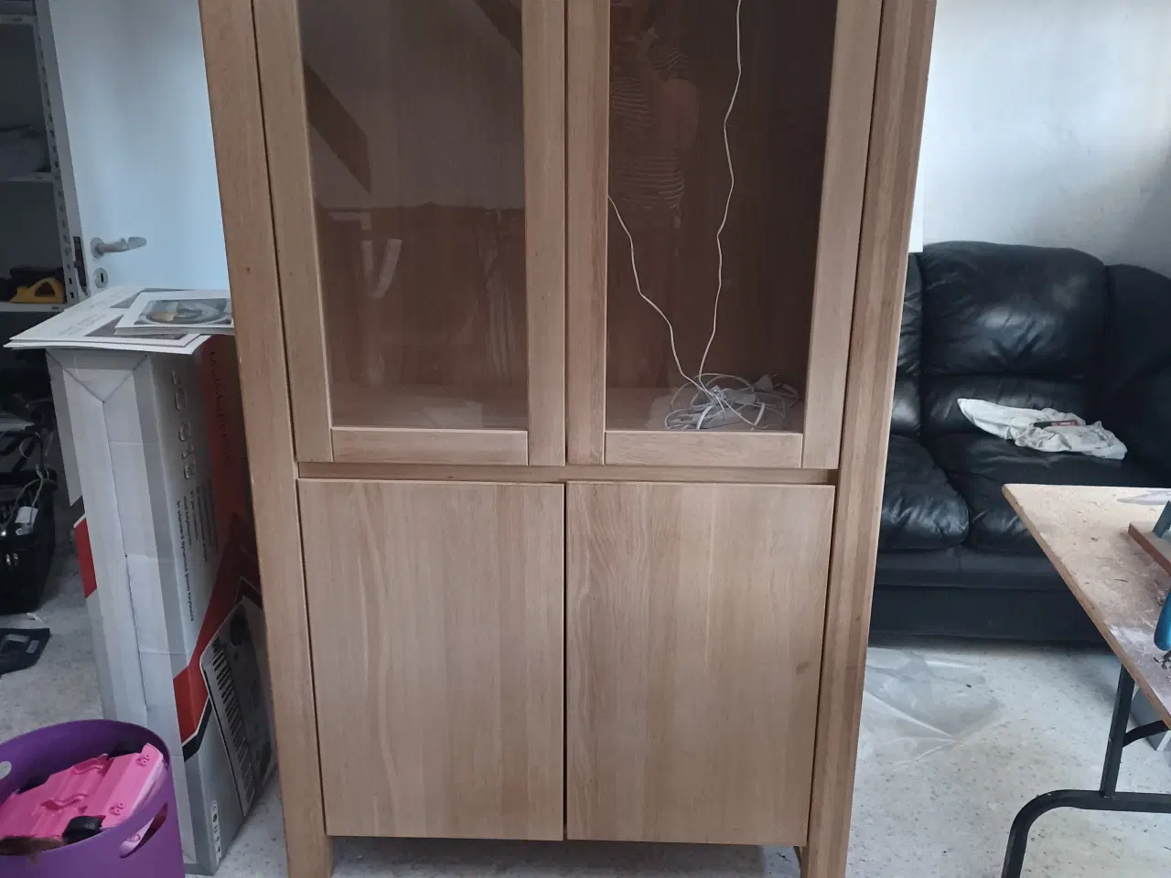 Billede 1 - CASØ skab med glaslåger 