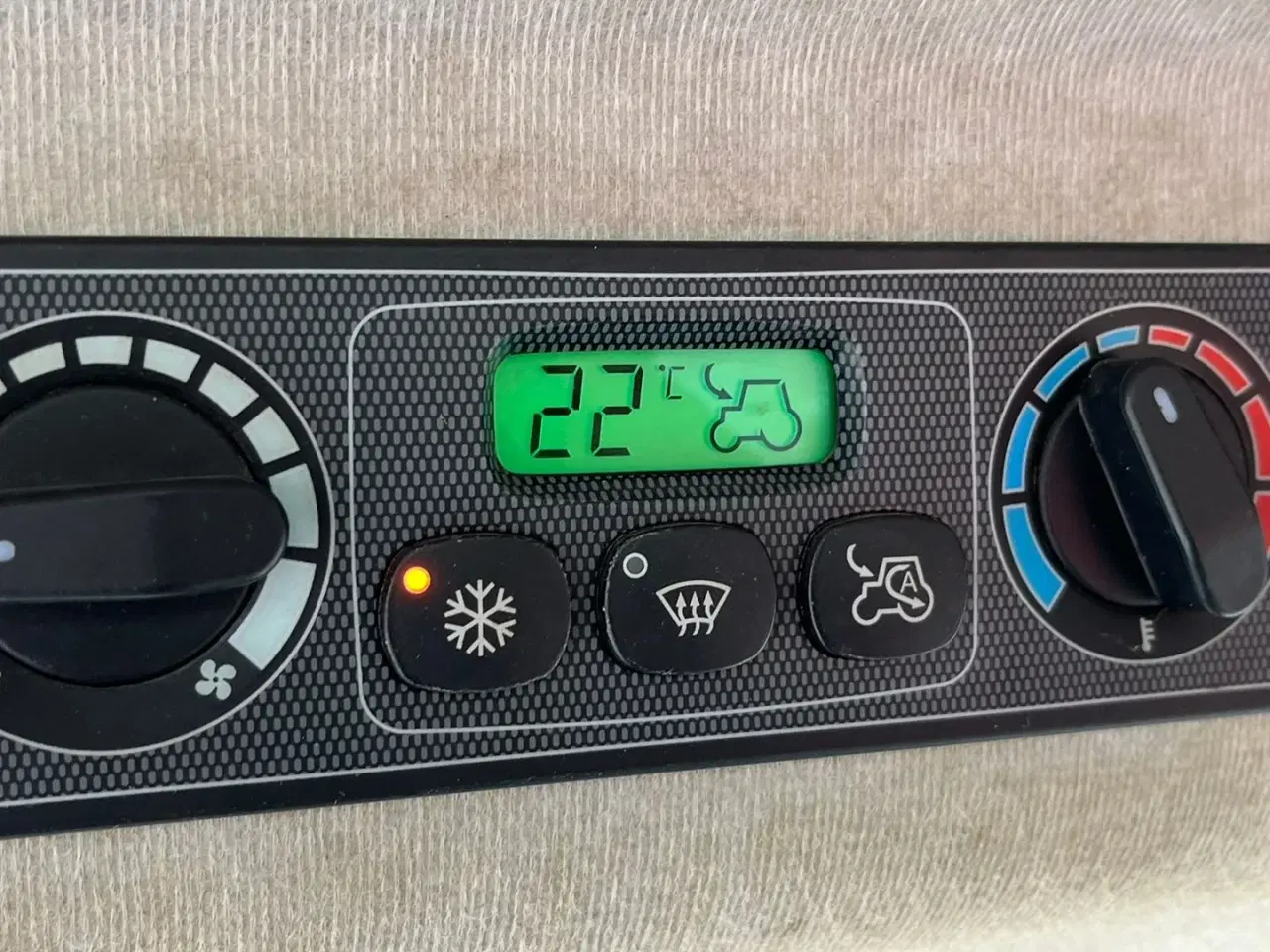 Billede 13 - Massey Ferguson 7720 Med frontlift og 4stk næsten nye dæk.