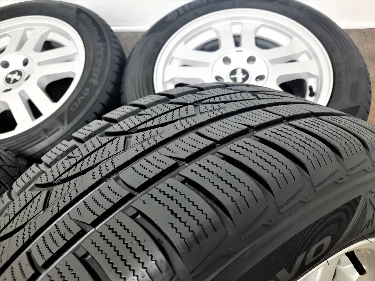 Billede 7 - 5x114,3 17" ET45 Ford Mustang GT vintersæt