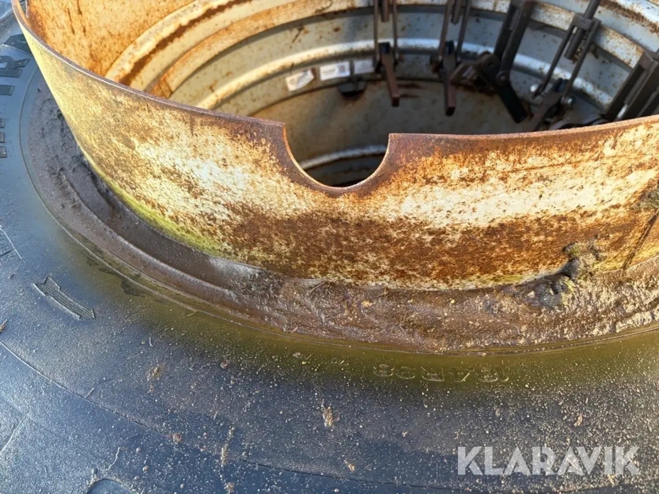 Billede 4 - Tvillingehjul Semperit 18.4R38 med låse 2 styk