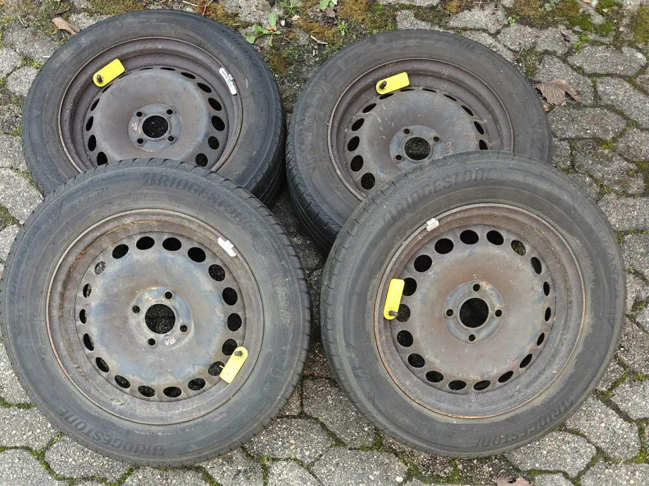 Billede 1 - Fælge med dæk